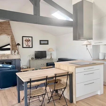 Holiday home L'evasion Maison 2chambres, Terrasse, Jardin, Wifi Lagord